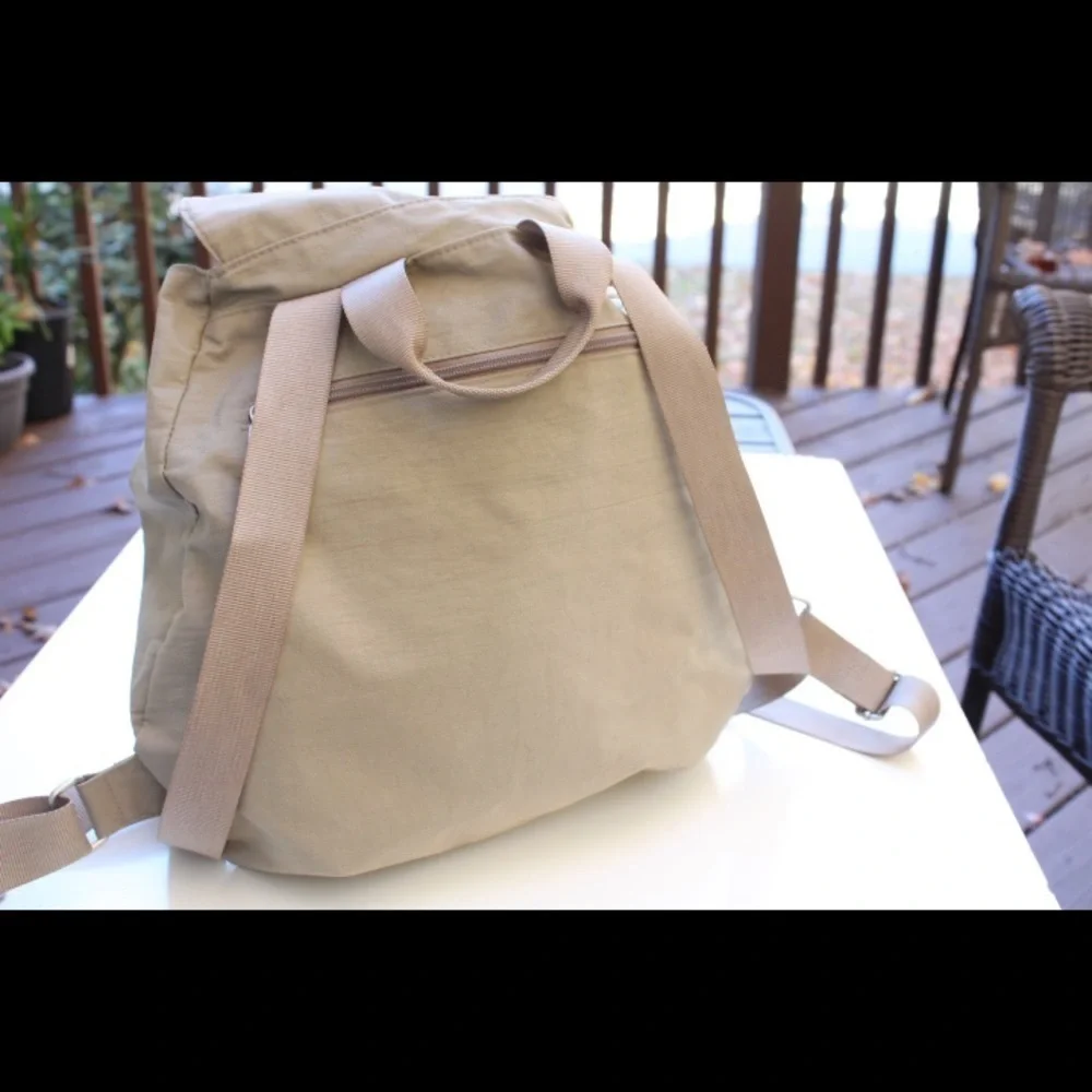 Tommy Hilfiger backpack